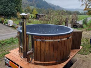 Hot Tub  Sommer-Whirlpool 4-8 Personen